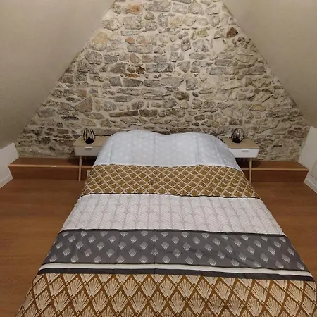 Les Loupiots Holiday home *